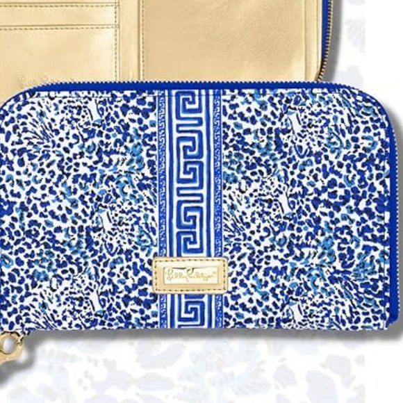 Lilly Pulitzer Accessories Lilly Pulitzer Travel Wallet Passport Holder Blue Vegan Leather